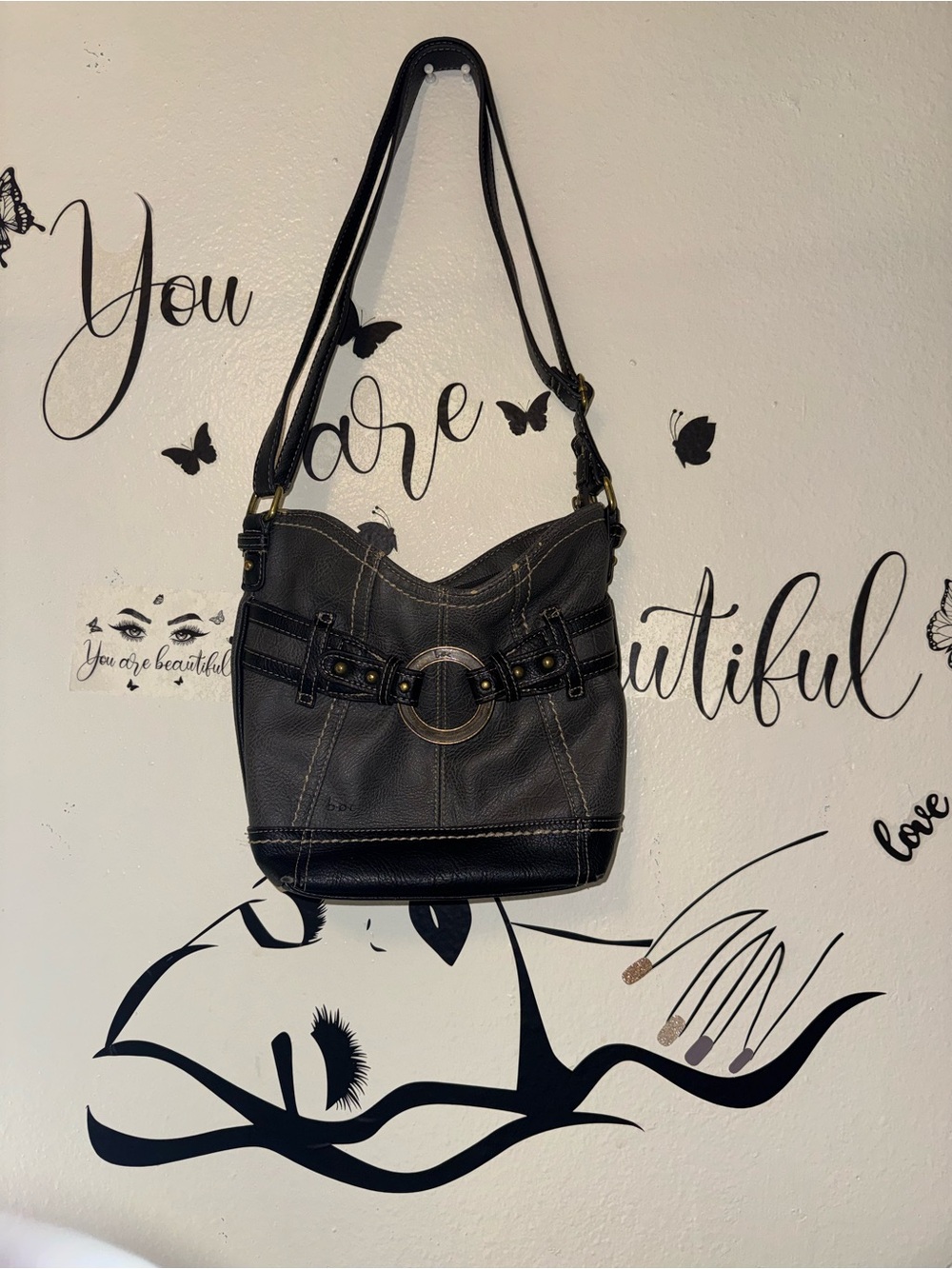 b.o.c. Gray and Black Leather Crossbody Bag - Picture 3 of 10